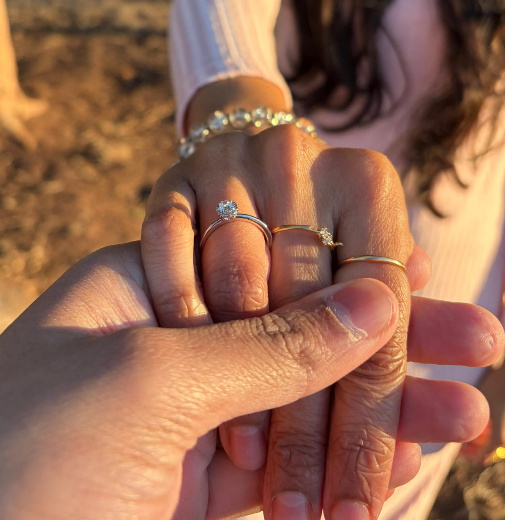 Roji & Linda Photo 4